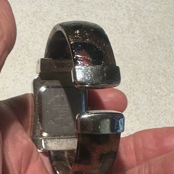 Vintage Y2K "Belt Buckle" Bangle Watch – Animal Print/Leopard/Cheetah - Picture 4 of 10